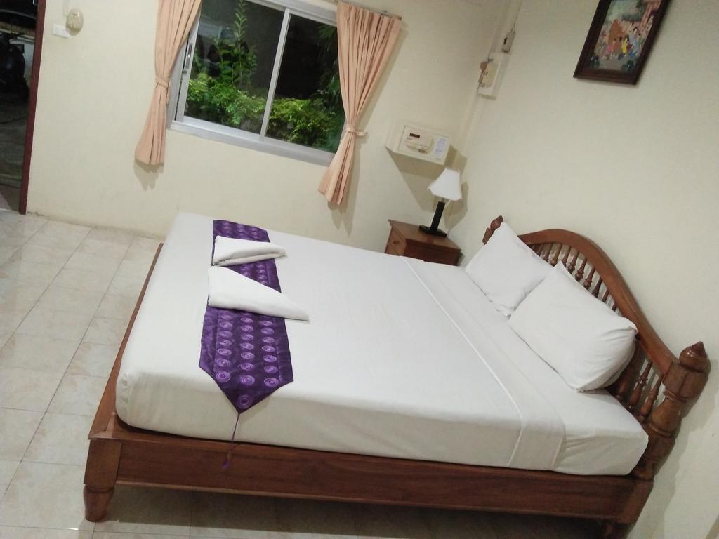 Saver Guesthouse Bãi biển Chaweng Ngoại thất bức ảnh