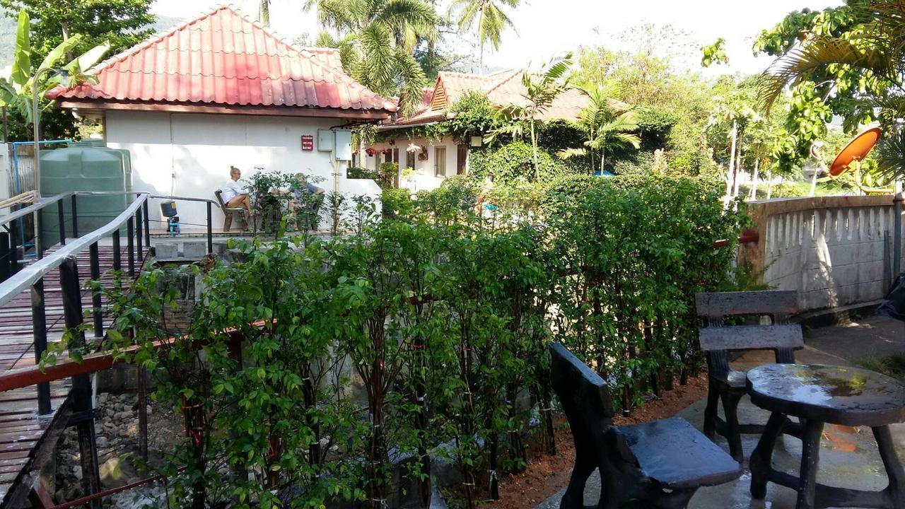 Saver Guesthouse Bãi biển Chaweng Phòng bức ảnh