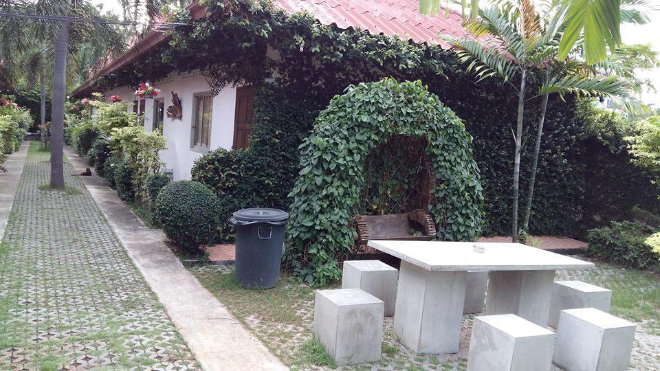 Saver Guesthouse Bãi biển Chaweng Ngoại thất bức ảnh