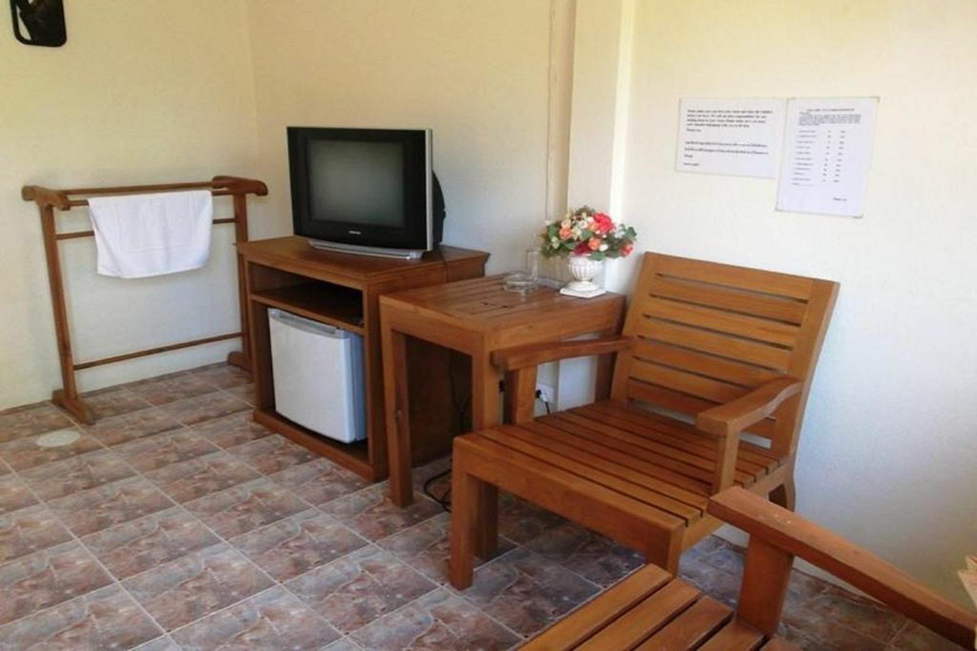 Saver Guesthouse Bãi biển Chaweng Ngoại thất bức ảnh