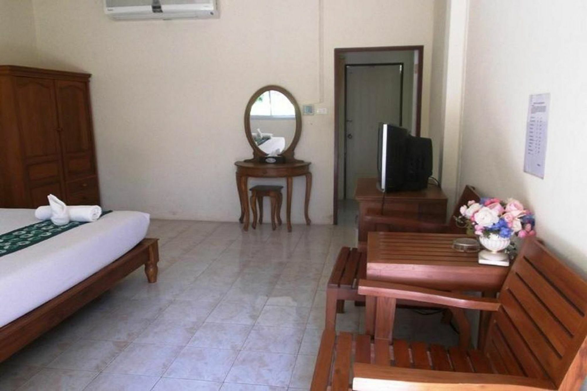 Saver Guesthouse Bãi biển Chaweng Ngoại thất bức ảnh